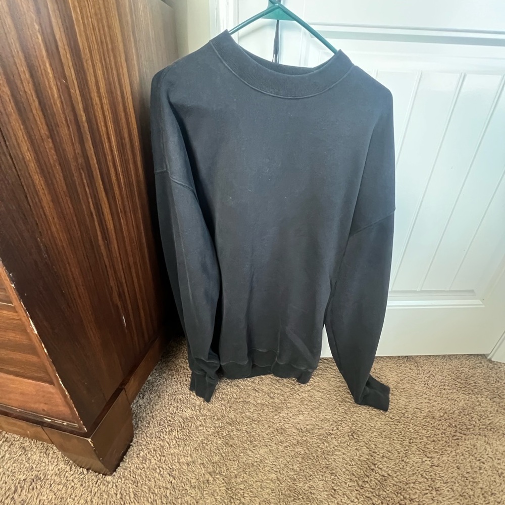 Abercrombie & Fitch Men's Dark Gray Crewneck Sweater